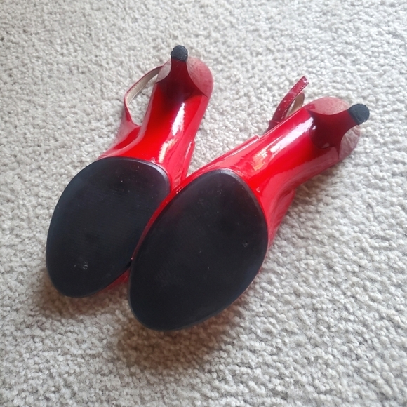 Nine West Peep-Toe Slingback Red Pumps - Picture 4 of 7